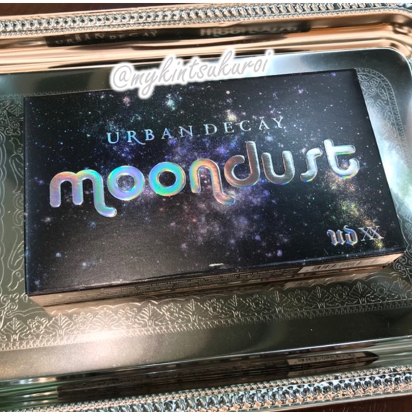 Urban Decay Moondust Shadow Palette - RARE! 🌖 - Picture 3 of 4